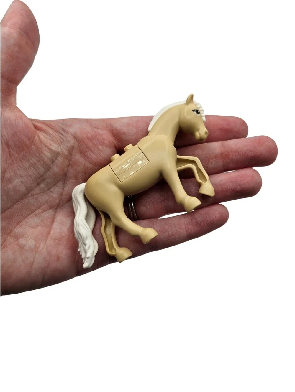 LEGO Friends Horse with White Braided Mane and Tail (77475)